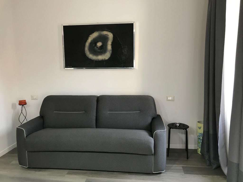Kibilu - Via Confalonieri - Stazione Garibaldi - Zona Isola Milan Luaran gambar